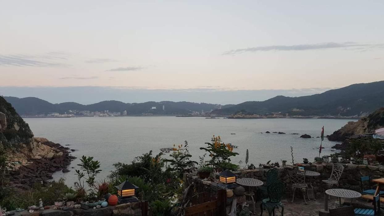 Furen Homestay Nangan Luaran gambar