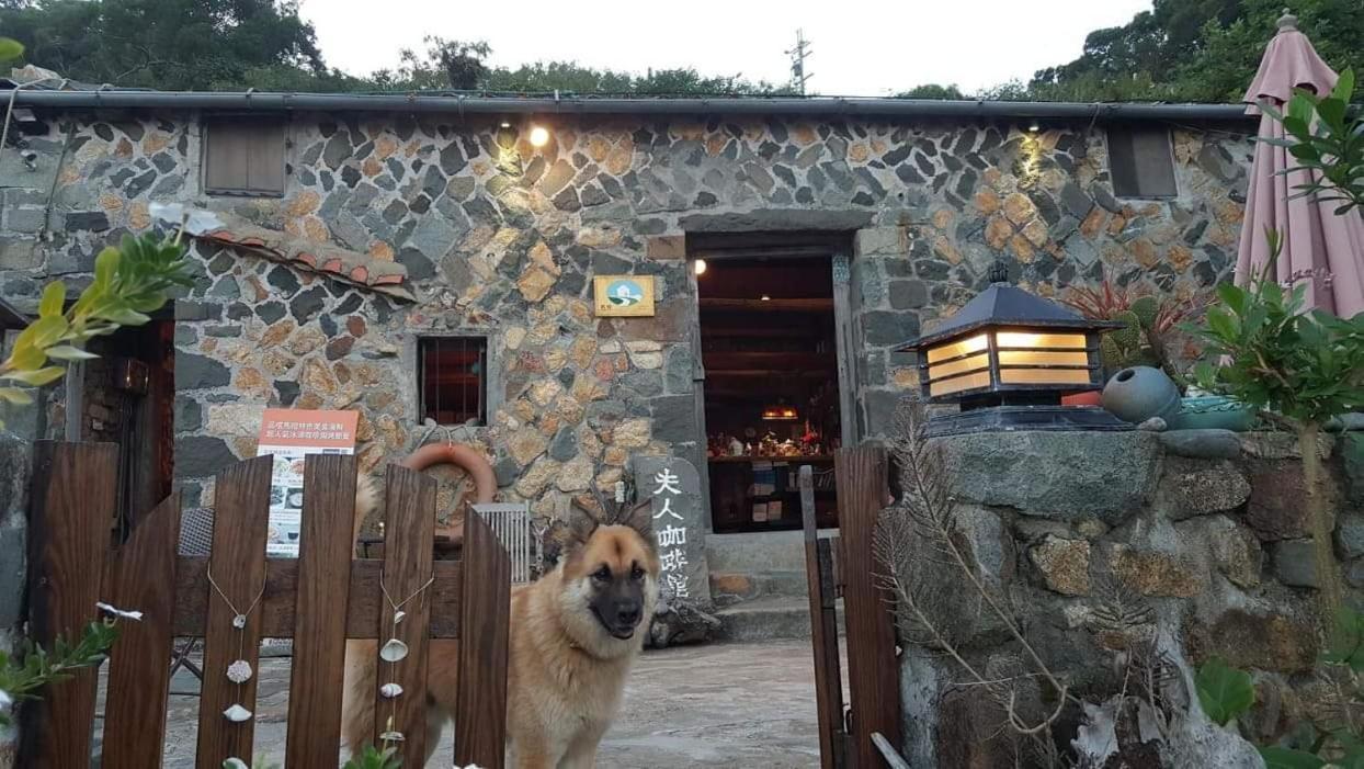 Furen Homestay Nangan Luaran gambar